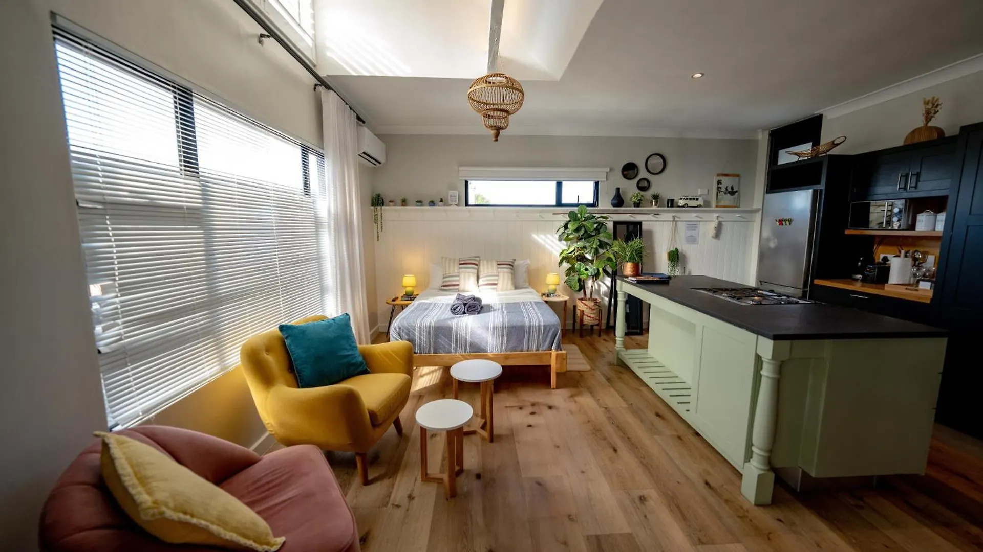 Green Point'S Nest - Indulge In An Urban Oasis Cape Town