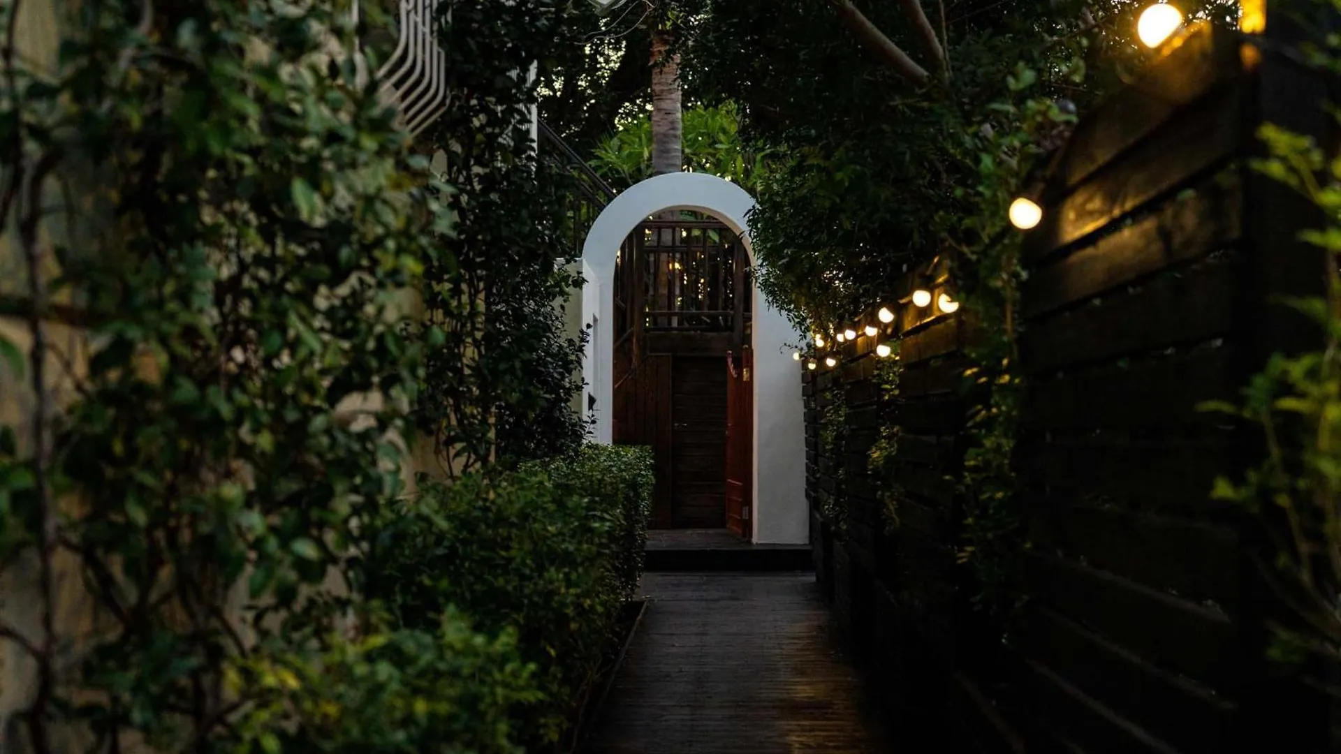 Daire Green Point'S Nest - Indulge In An Urban Oasis Cape Town